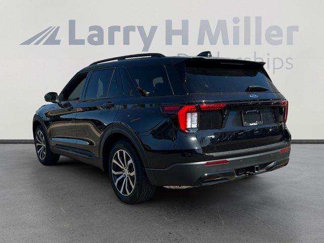 new 2025 Ford Explorer car, priced at $44,192