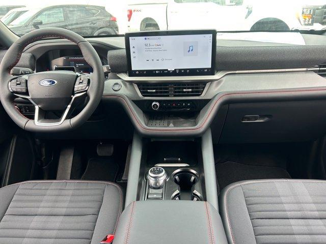 new 2025 Ford Explorer car, priced at $45,313