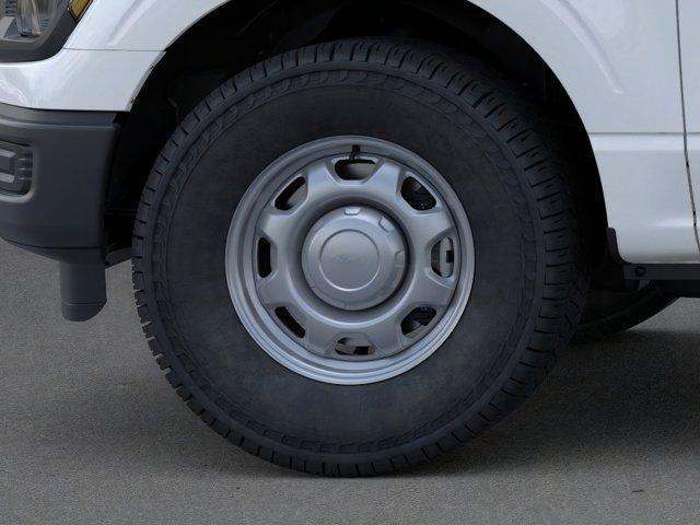 new 2025 Ford F-150 car, priced at $42,302