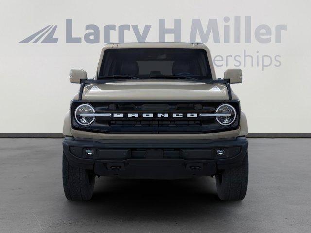 new 2025 Ford Bronco car, priced at $54,012