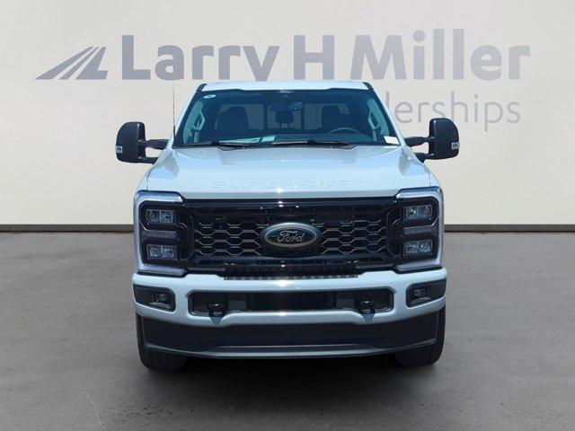 new 2025 Ford F-350 car, priced at $71,822