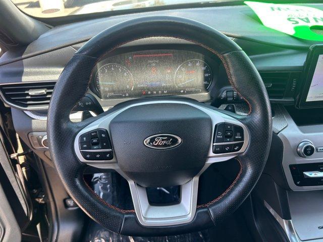 used 2022 Ford Explorer car, priced at $35,000