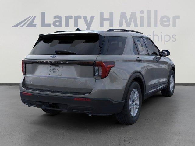 new 2025 Ford Explorer car, priced at $41,542