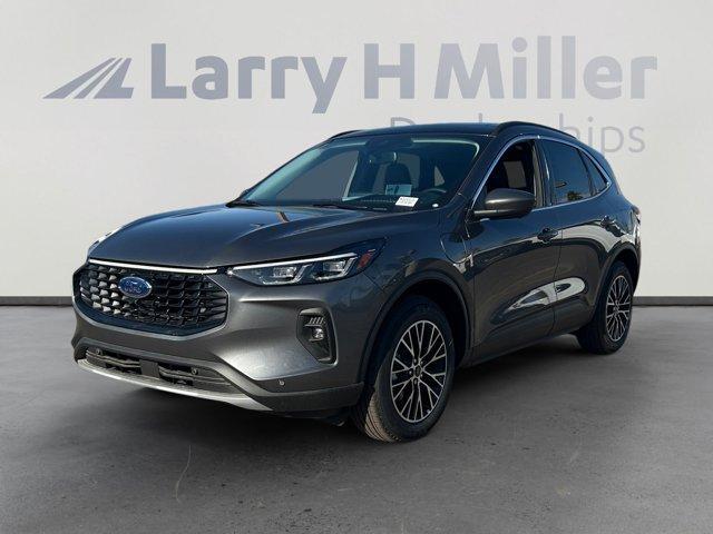 new 2025 Ford Escape car, priced at $39,090