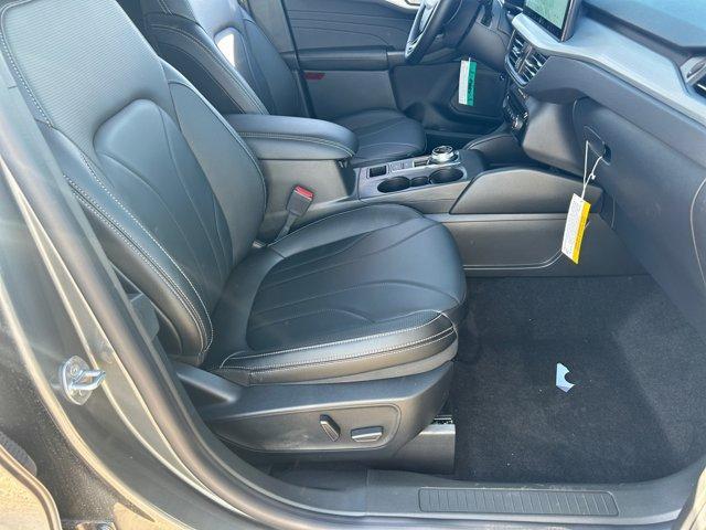 new 2025 Ford Escape car, priced at $39,090