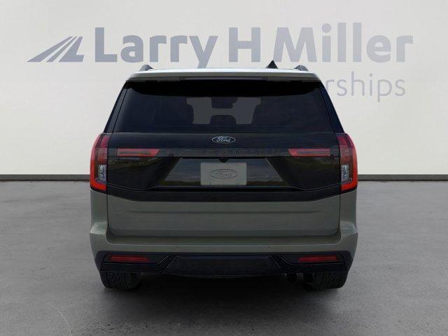 new 2025 Ford Expedition car, priced at $77,299