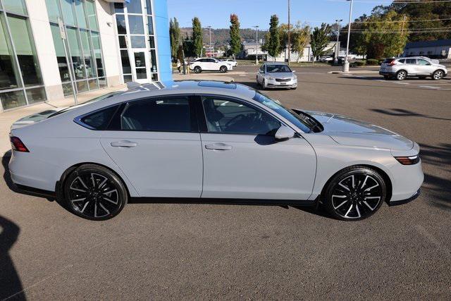 new 2025 Honda Accord Hybrid car, priced at $40,950