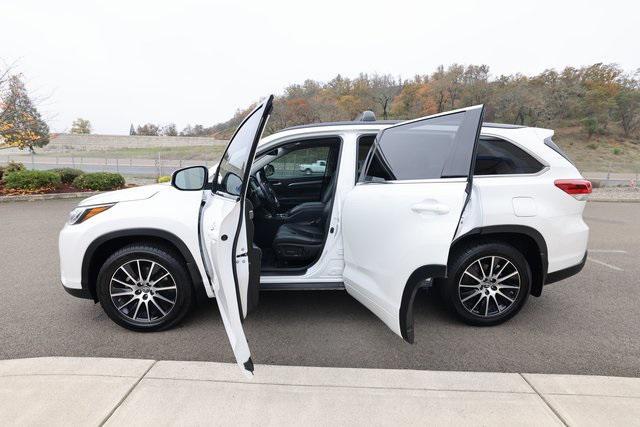 used 2017 Toyota Highlander car, priced at $19,997