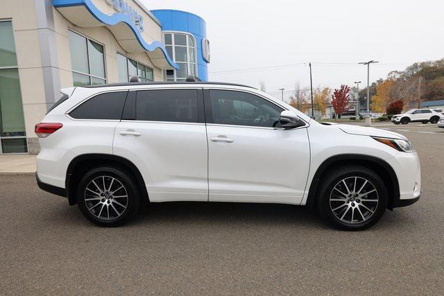 used 2017 Toyota Highlander car, priced at $19,997