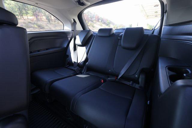 new 2026 Honda Odyssey car, priced at $45,205