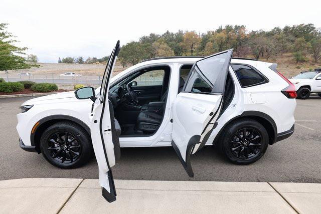 new 2026 Honda CR-V Hybrid car, priced at $42,130