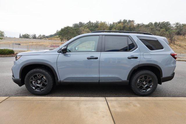 new 2025 Honda Pilot car, priced at $51,350