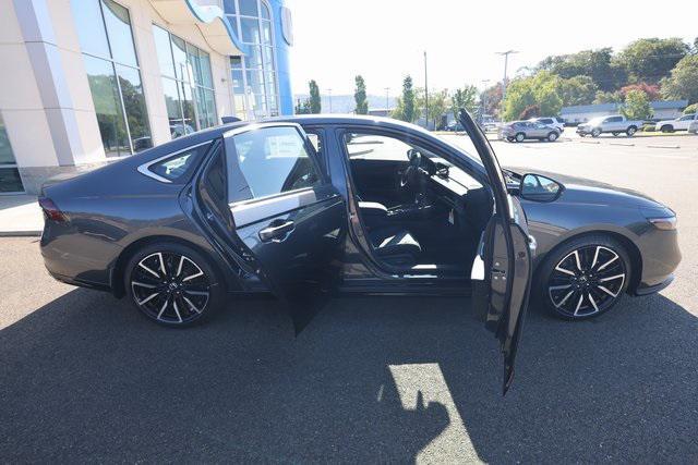 new 2025 Honda Accord Hybrid car, priced at $40,450