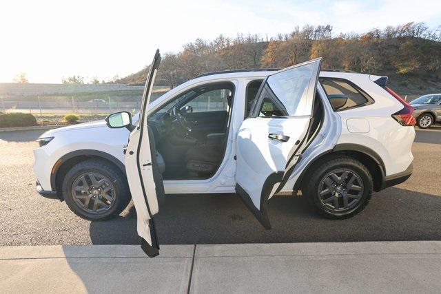 new 2026 Honda CR-V Hybrid car, priced at $40,705