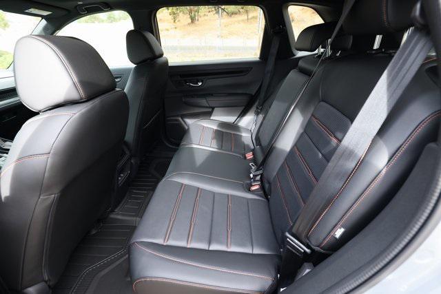 new 2026 Honda CR-V Hybrid car, priced at $42,075