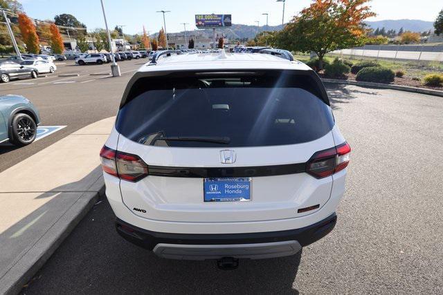 new 2025 Honda Pilot car, priced at $51,350