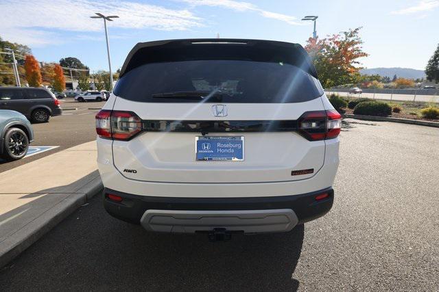 new 2025 Honda Pilot car, priced at $51,350