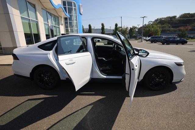 new 2025 Honda Accord car, priced at $31,165