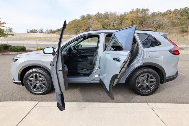 new 2026 Honda CR-V Hybrid car, priced at $40,705