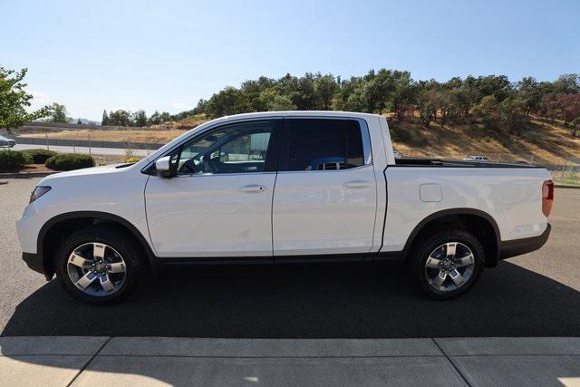 new 2025 Honda Ridgeline car, priced at $42,682