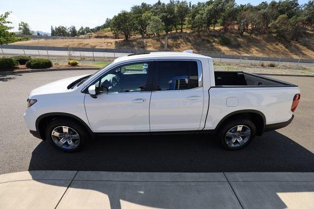 new 2025 Honda Ridgeline car, priced at $42,682