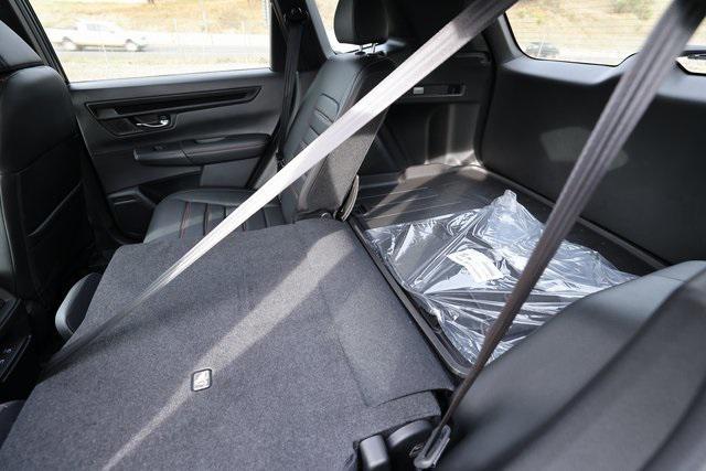 new 2026 Honda CR-V Hybrid car, priced at $41,675