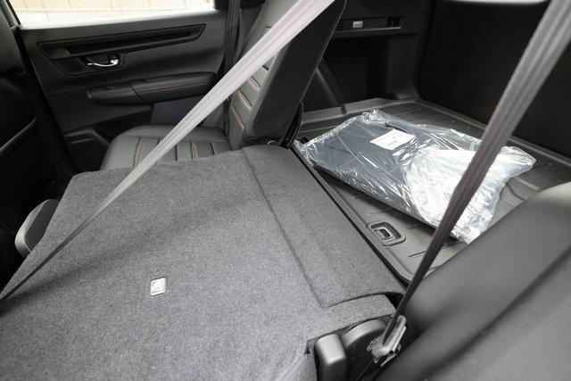 new 2026 Honda CR-V Hybrid car, priced at $41,675