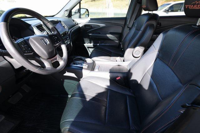 used 2023 Honda Passport car, priced at $37,996
