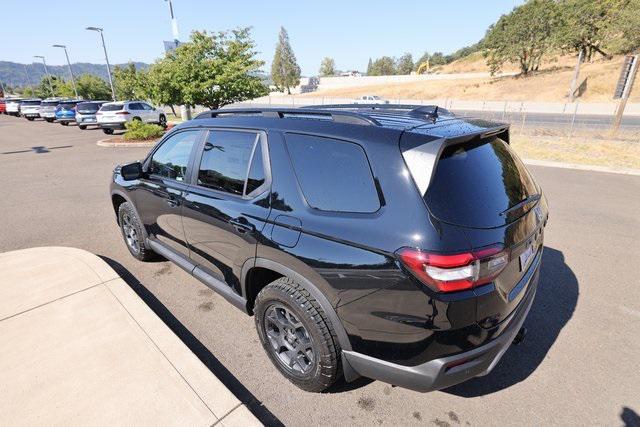 new 2025 Honda Pilot car, priced at $50,850