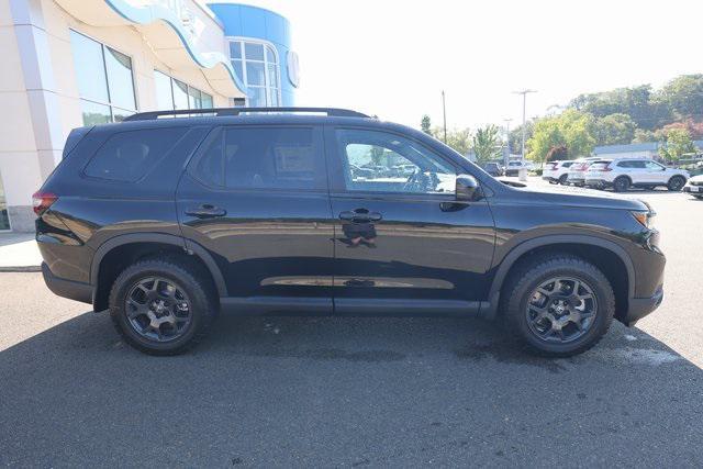 new 2025 Honda Pilot car, priced at $50,850