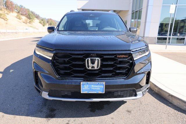 new 2025 Honda Pilot car, priced at $50,850