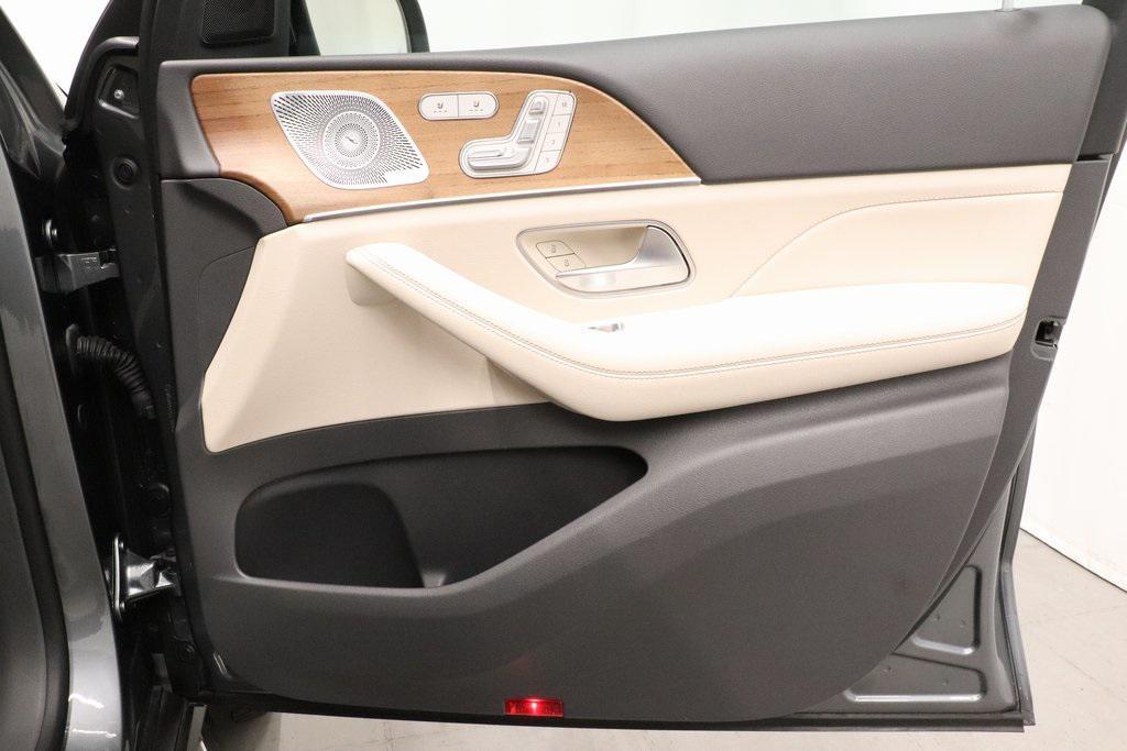 used 2020 Mercedes-Benz GLS 580 car, priced at $57,995