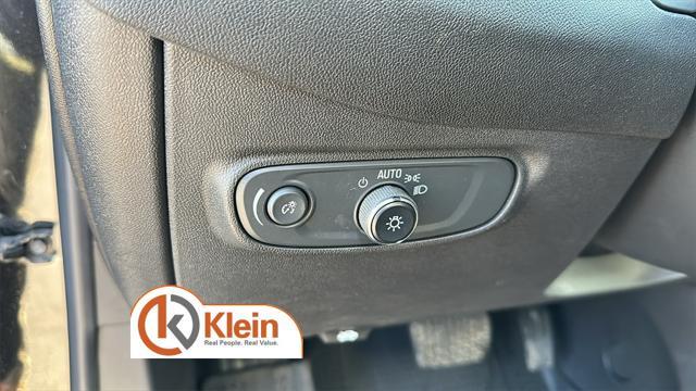 used 2023 Chevrolet Equinox car, priced at $25,994