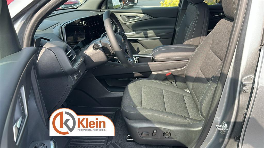 new 2026 Chevrolet Traverse car, priced at $44,740