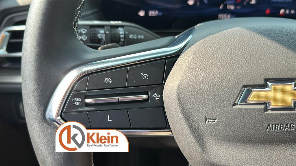 used 2024 Chevrolet Traverse car, priced at $39,383