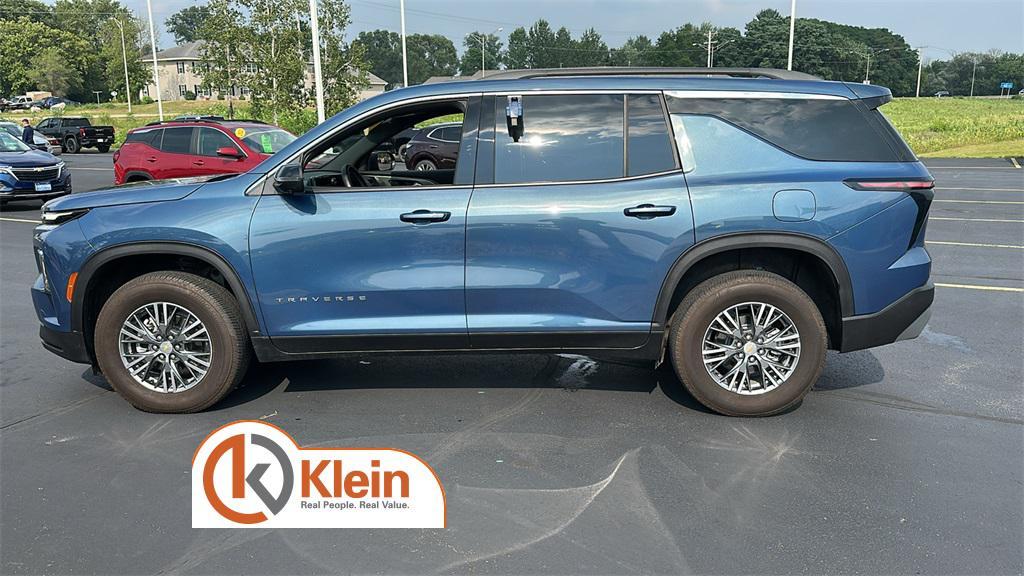 used 2024 Chevrolet Traverse car, priced at $39,383