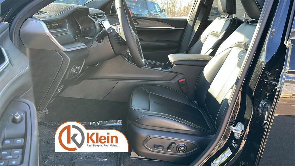 new 2025 Jeep Grand Cherokee L car, priced at $45,499