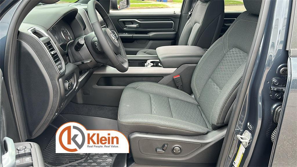 new 2025 Ram 1500 car, priced at $52,861