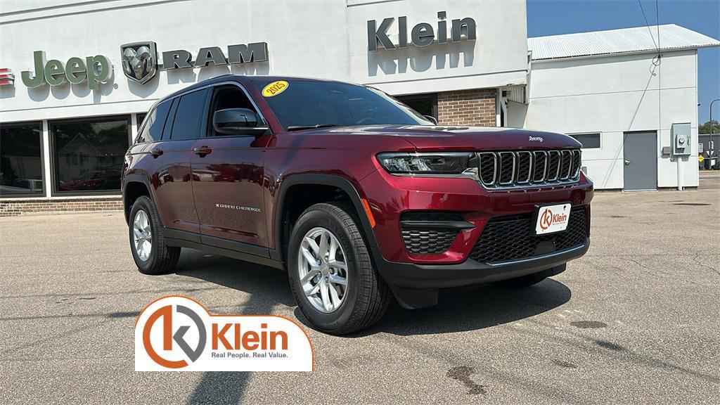 new 2025 Jeep Grand Cherokee car, priced at $42,915