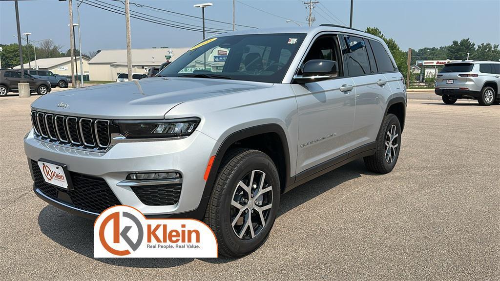 new 2025 Jeep Grand Cherokee car, priced at $45,240