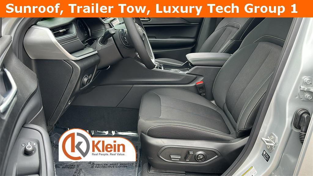 new 2025 Jeep Grand Cherokee L car, priced at $42,492