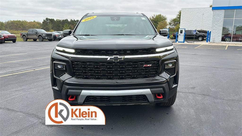 used 2025 Chevrolet Traverse car, priced at $51,998