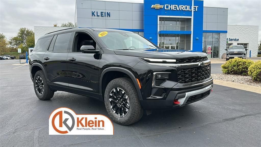 used 2025 Chevrolet Traverse car, priced at $51,998