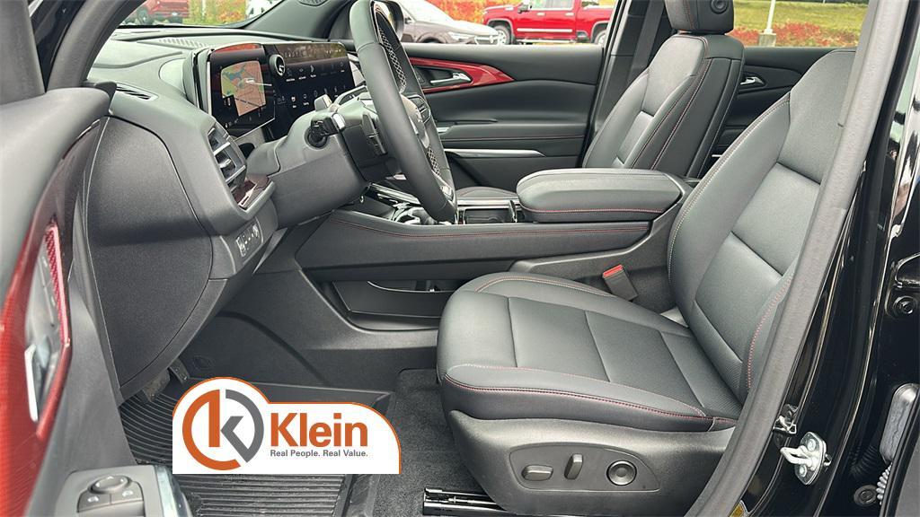 used 2025 Chevrolet Traverse car, priced at $51,998