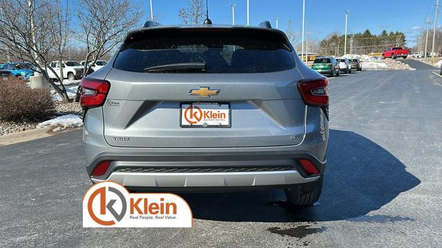 new 2025 Chevrolet Trax car, priced at $24,021
