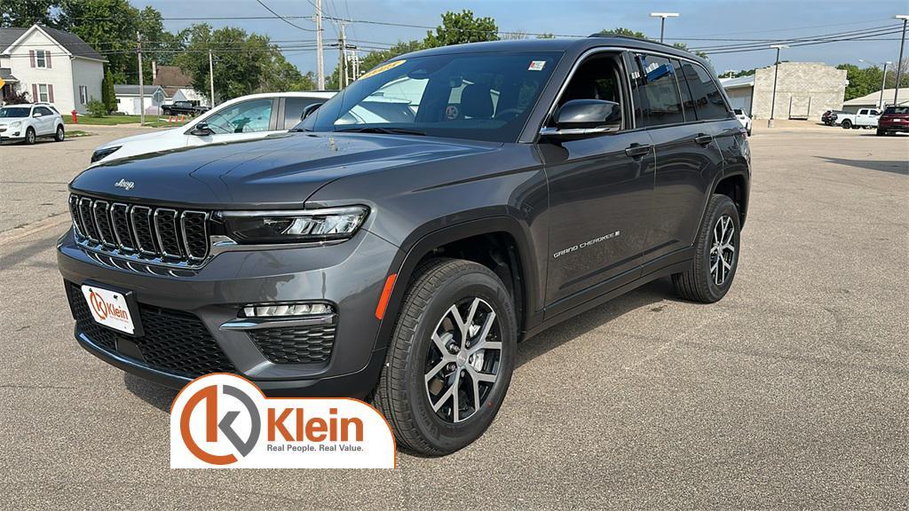 new 2025 Jeep Grand Cherokee car, priced at $44,871
