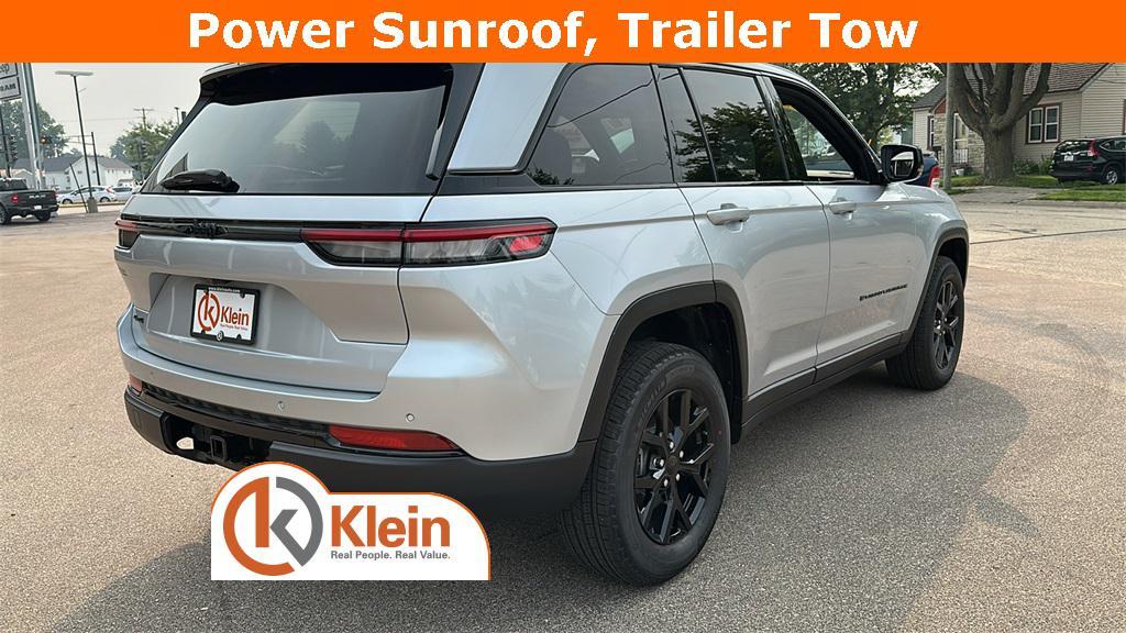 new 2025 Jeep Grand Cherokee car, priced at $40,872