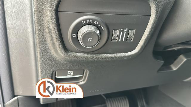new 2025 Jeep Grand Cherokee car, priced at $46,656