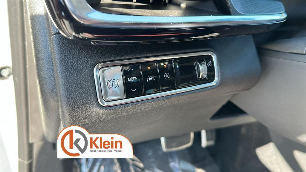 used 2024 Buick Envision car, priced at $33,460