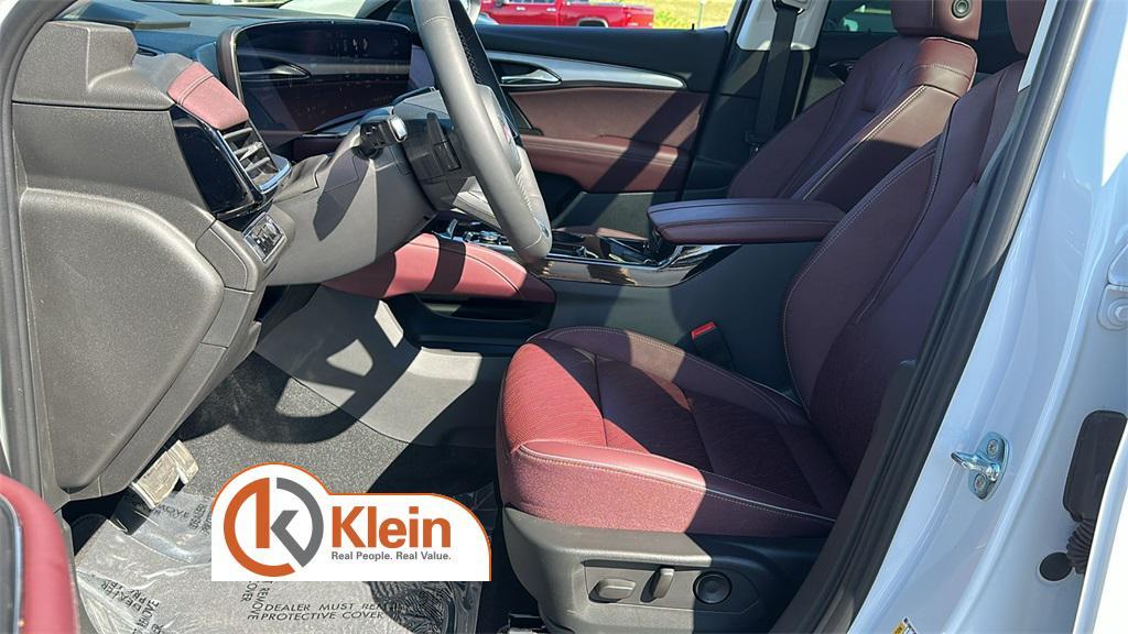 used 2024 Buick Envision car, priced at $33,460